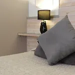 Et 'hotel Chez Gino Etaples-le Touquet 2* エタプル