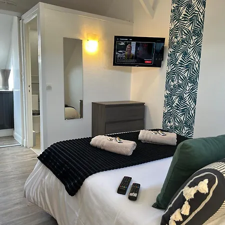 Et Chez Gino Le Touquet-etaples Hotell 2*