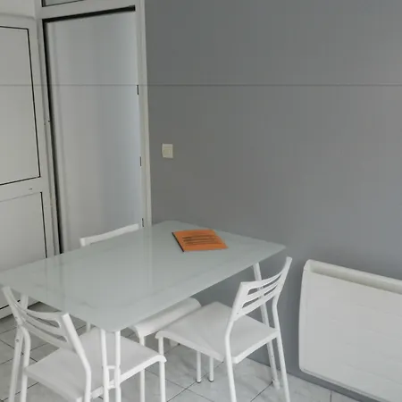 Et 'hotel Chez Gino Etaples-le Touquet 2* Étaples