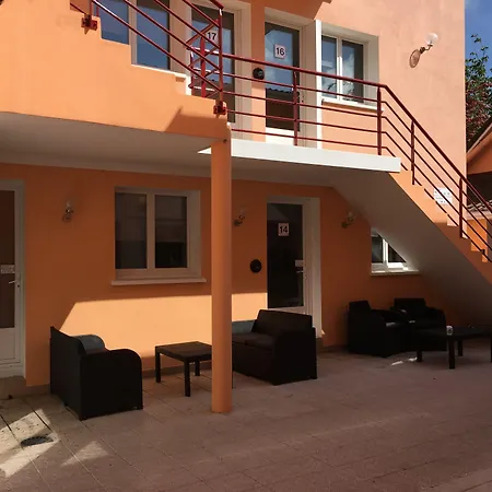 מלון Et 'hotel Chez Gino Etaples-le Touquet 2*