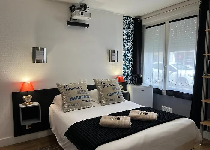 Hotel Et 'hotel Chez Gino Etaples-le Touquet 2*